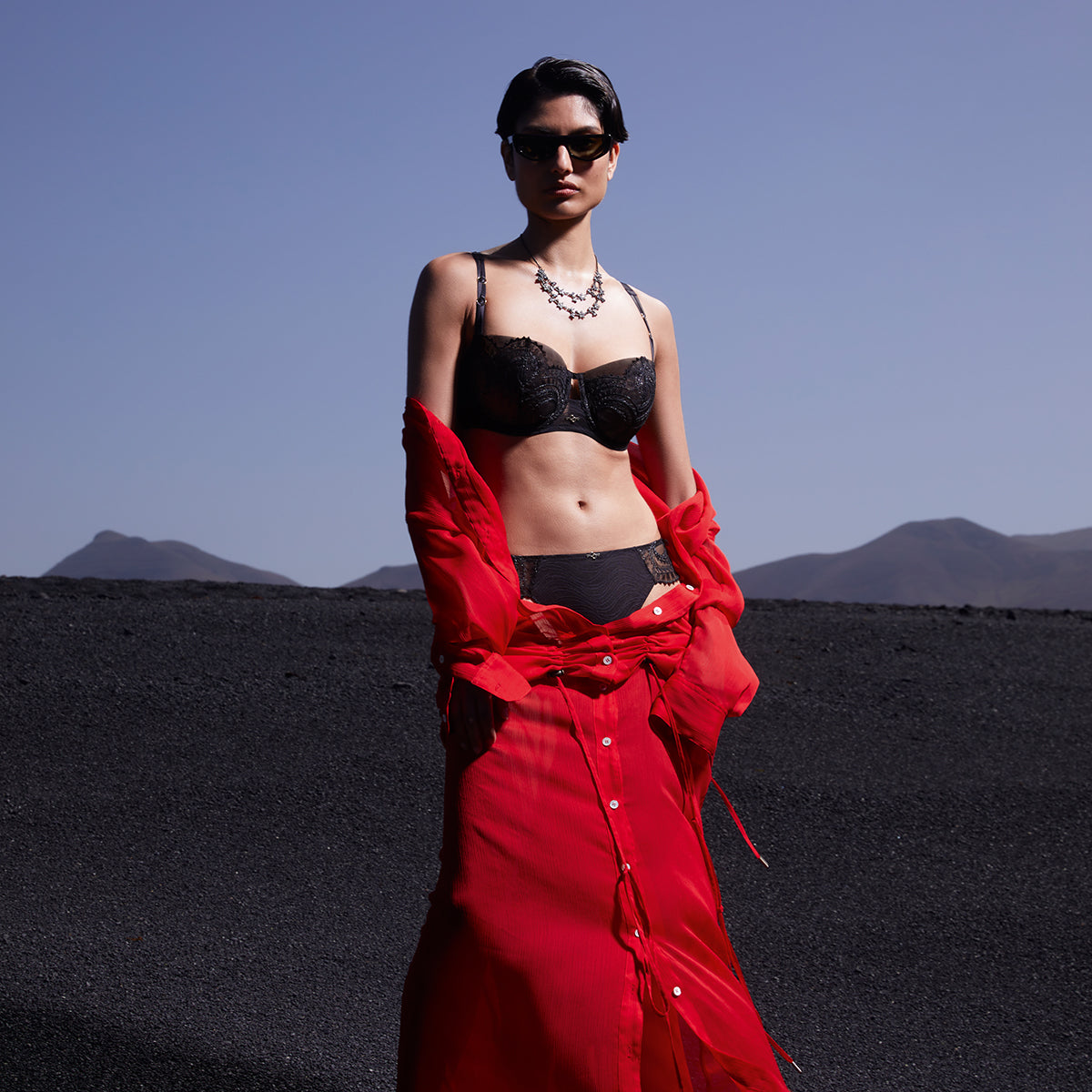 Chantelle Mystic Dream balconette BH, sort - C11YM5 - 03M - Black/Silver Lurex