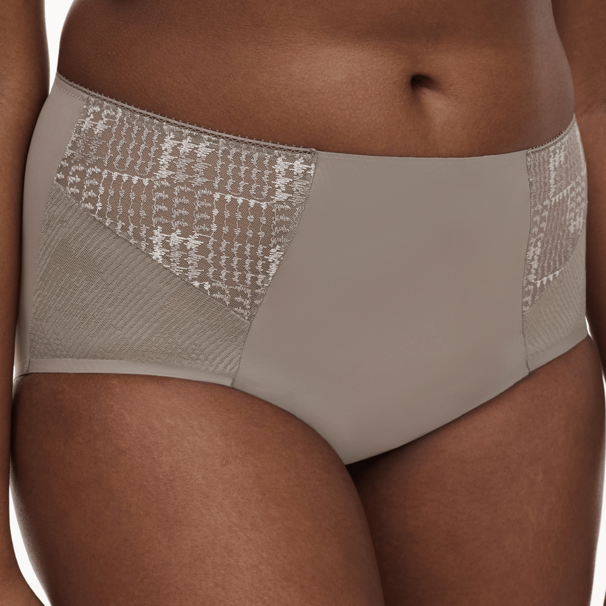Chantelle Intrigue maxi trusse, grå - C13WC6 - 05G - Safari Grey