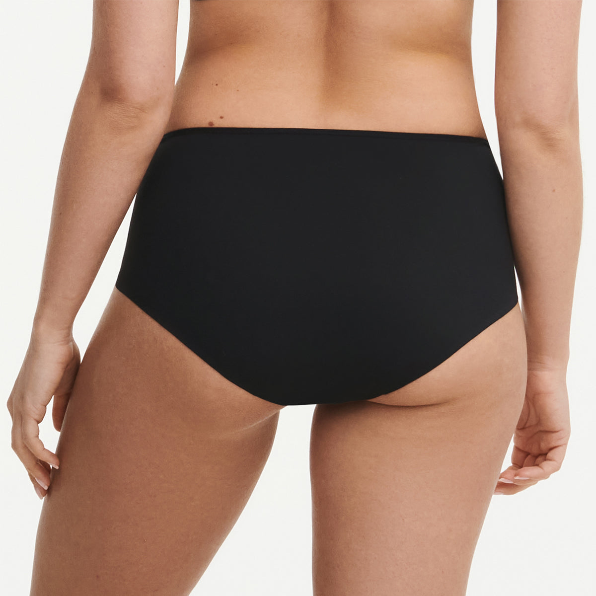 Chantelle Graphic - Black - C21S80-011