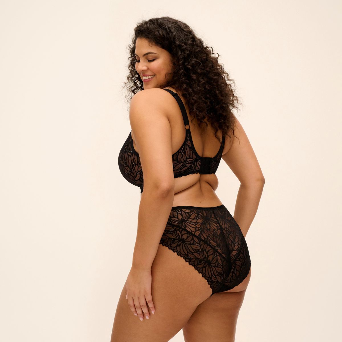 Elomi Carena balconette BH, sort - EL303507 - BLK - Black