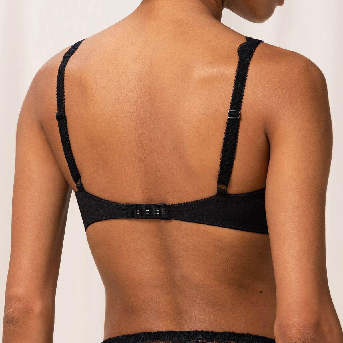 Triumph Amourette 300 WHP - Black - 10166798-0004