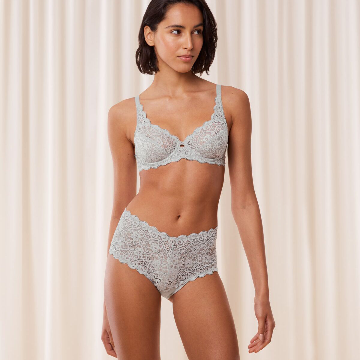 Triumph Amourette - Silent Grey - 10210675-7816