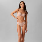 Calvin Klein Invisibles Microfibe 3-pak g-streng, beige - LV00QD5416 - 7NS - Cedar/cedar/cedar