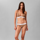 Calvin Klein Icon trekant BH, brun - LV00QF8498 - QPS - Soft Mocha