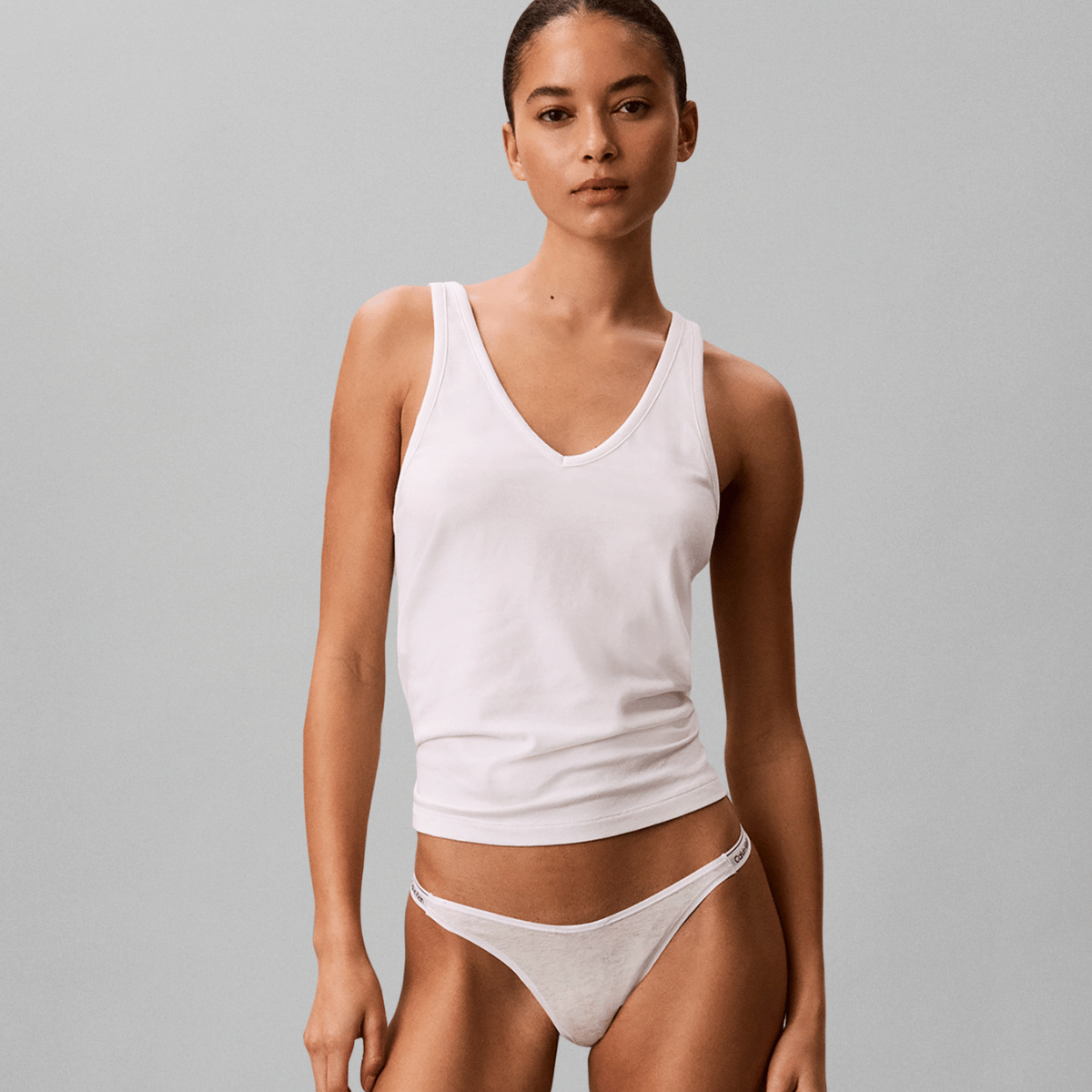 Calvin Klein Icon Logo g-streng, grå - 000QD5157E - P34 - B01 Snow Htr